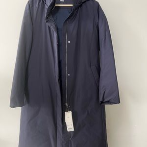 Uniqlo hybrid down coat size S.